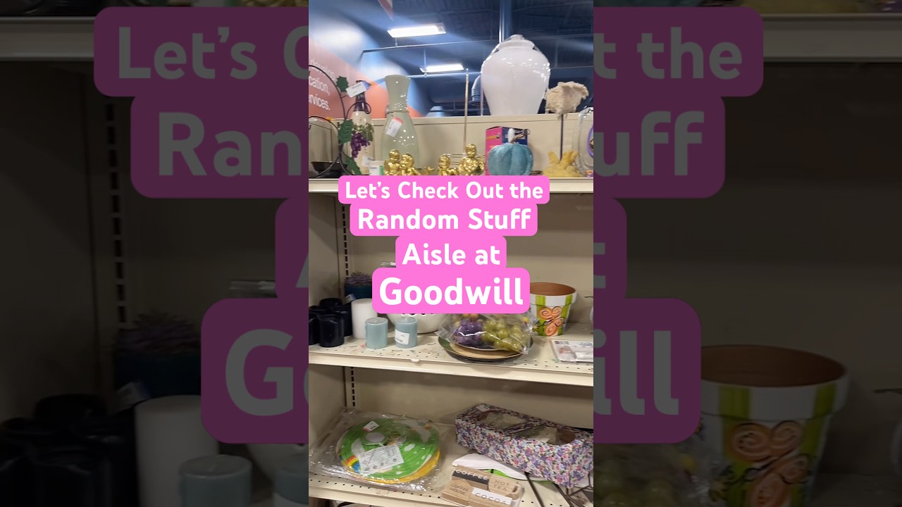 Thrift With Me 🤗 #Goodwill #secondhand #shopwithme #vintage #thrifting #homedecor