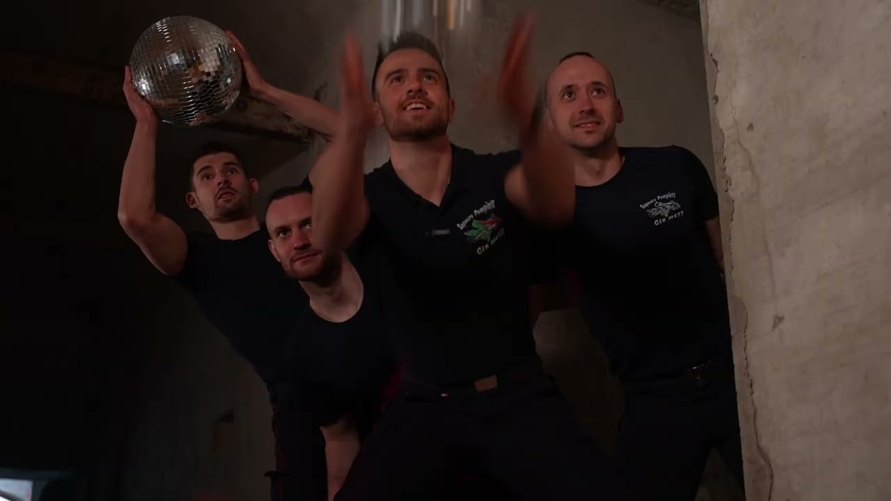 Bal des Pompiers  Teaser