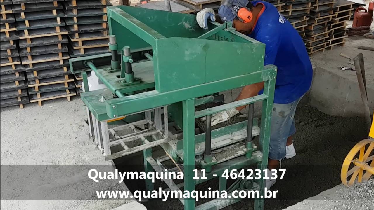 Máquina de fazer blocos