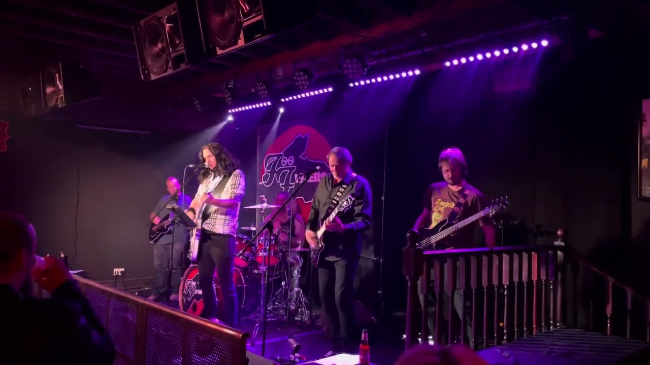 Foo Fifers - &lsquo;Times Like These&rsquo; - PJ Molloys Dunfermline 09/08/24