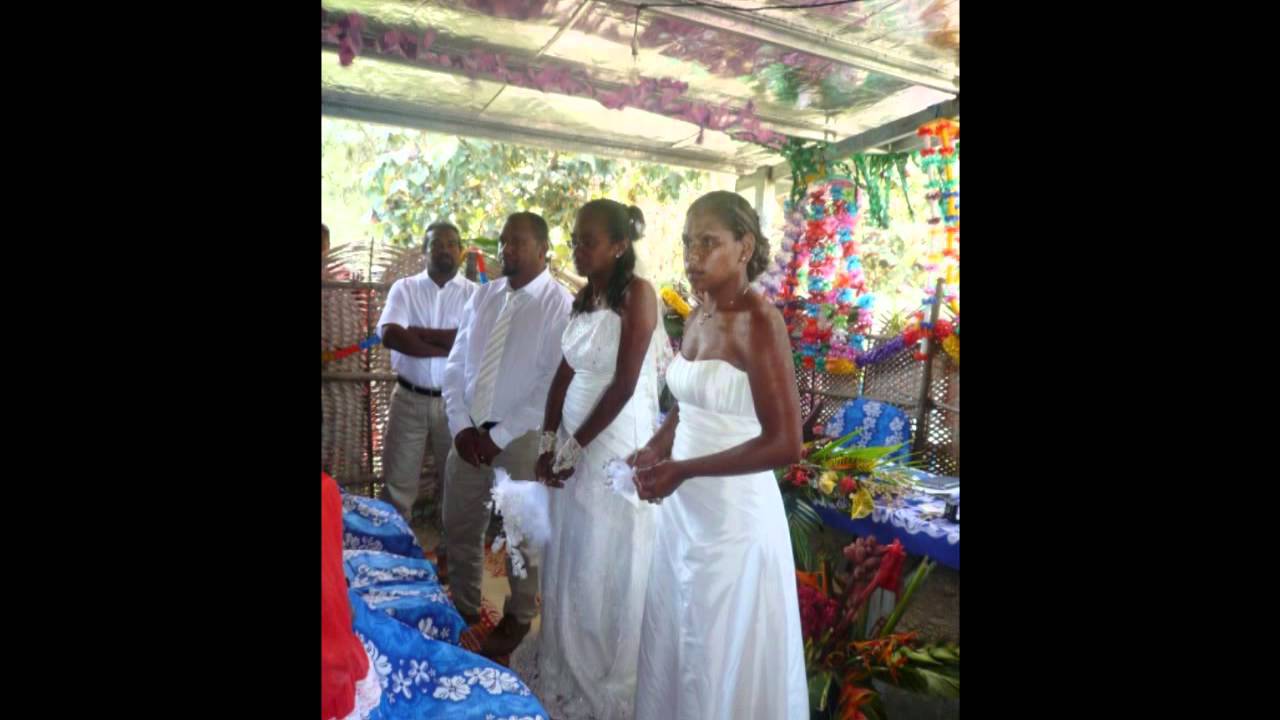 Mariage à Hwaago Vook Province Nord