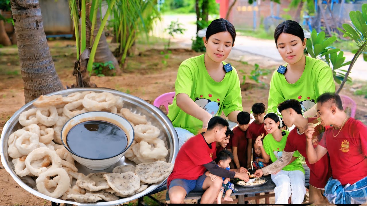 မြန်မာမုန့်လေး လုပ်စားမိသားစုလိုက်