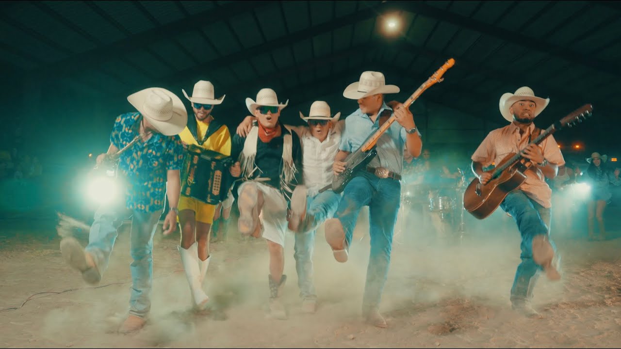 Adverzo - Popurri Mexicano [Official Video]