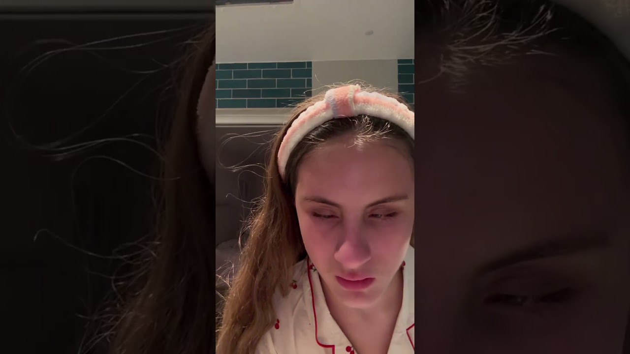 Hi, I’m Sienna and let’s do skincare together ￼