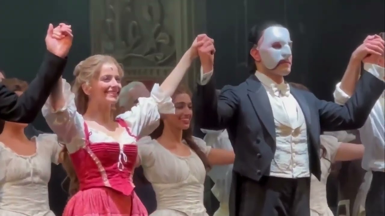 The Phantom of the Opera - Curtain Call ( Teatro degli Arcimboldi, Milano,  21 October 2023 )