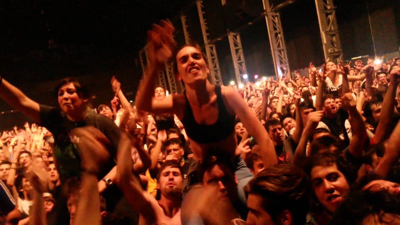 MOLOTOV - Gimme the power - Plaza de la musica CordoBA - 27/11/15