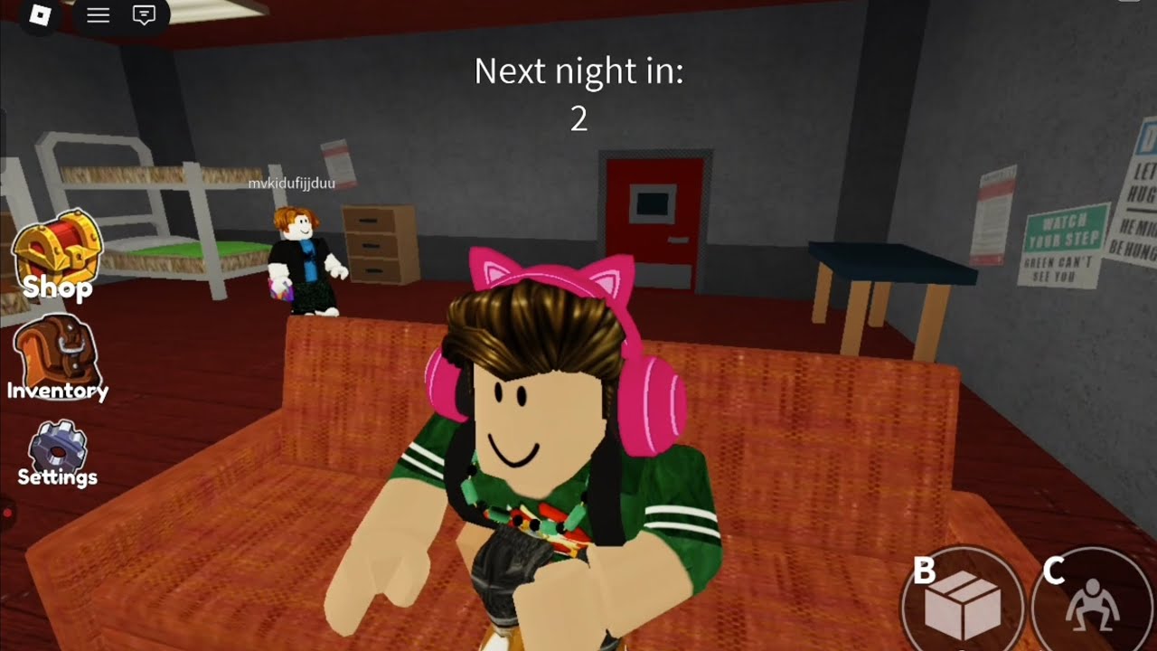 Beating rainbow Friends 1 + 2
