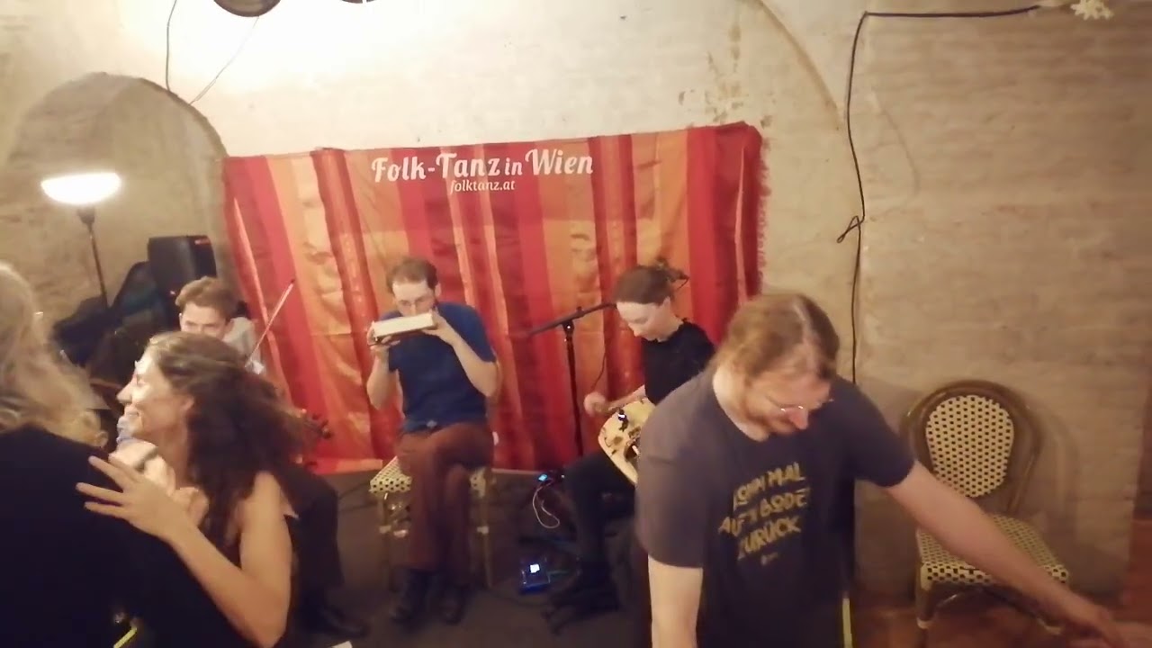 DEW (Dideriksen - Egger - Walters) Folktanz im Achillion 18.1.2026 : Scottish 