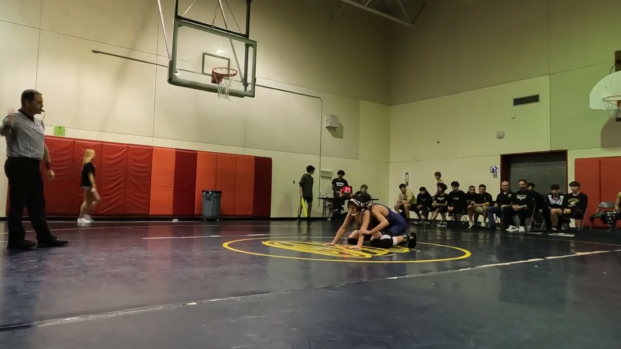 Fabian Mendoza vs Western 106lbs.