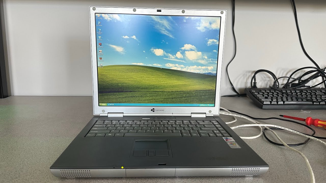 2004 Gateway 450ROG laptop running Windows XP Professional SP2