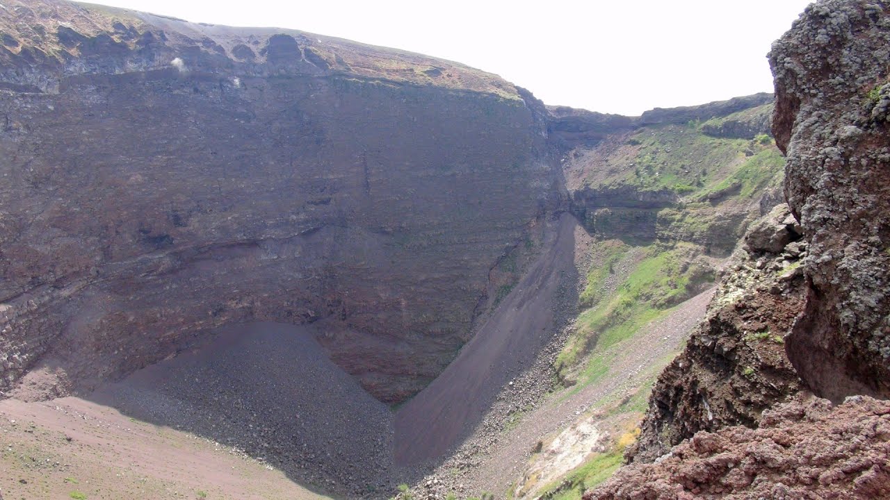 MONTEE AU VOLCAN VESUVE MAI 2014