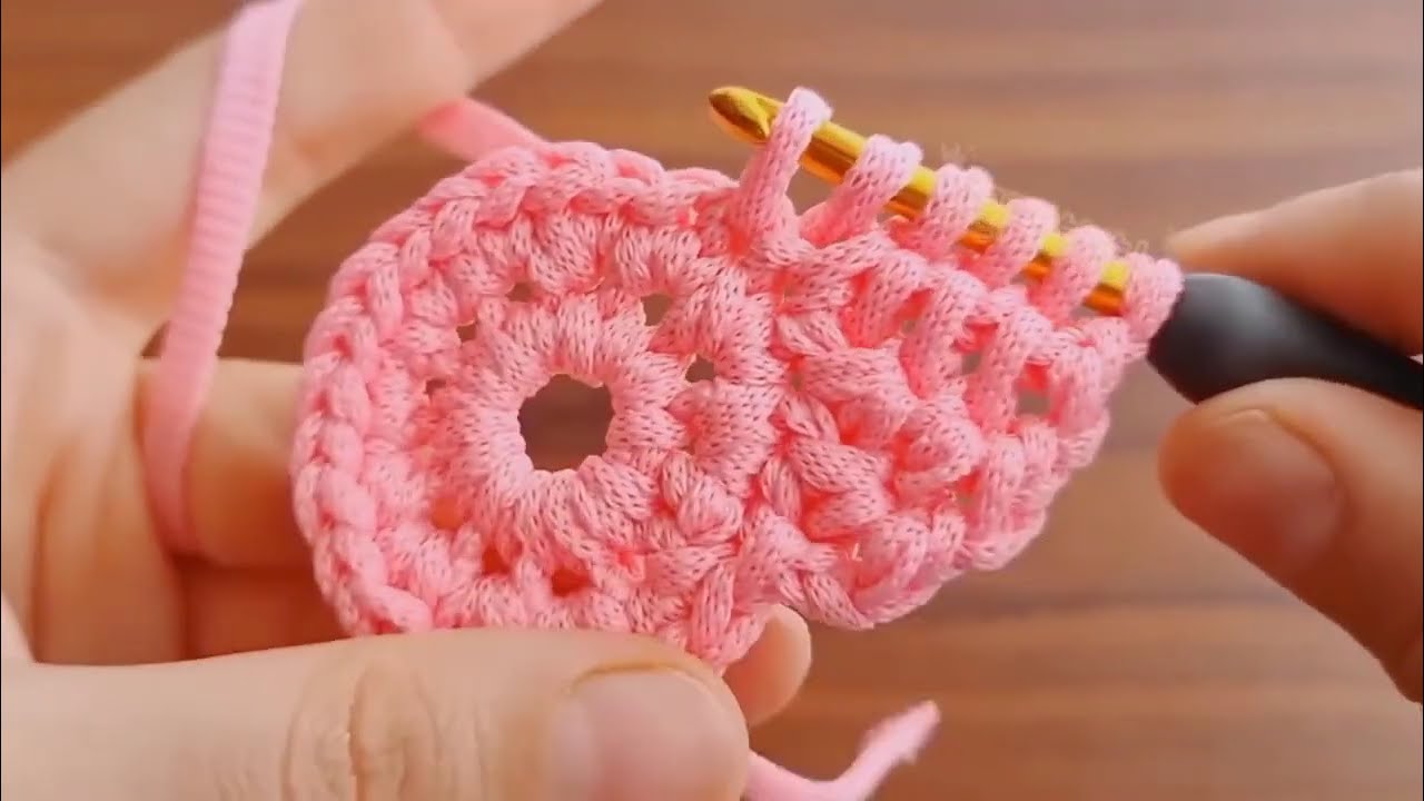 Crochet coaster that actually looks expensive | Beginner pattern