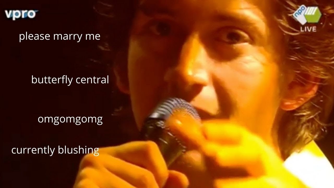 Alex Turner giving me butterflies for 3 min straight