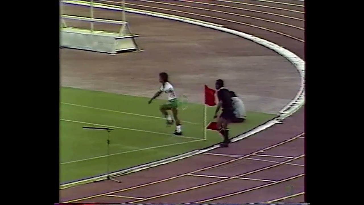 الاهلي (٤-١) العين الاماراتي عام ١٩٨٥م: