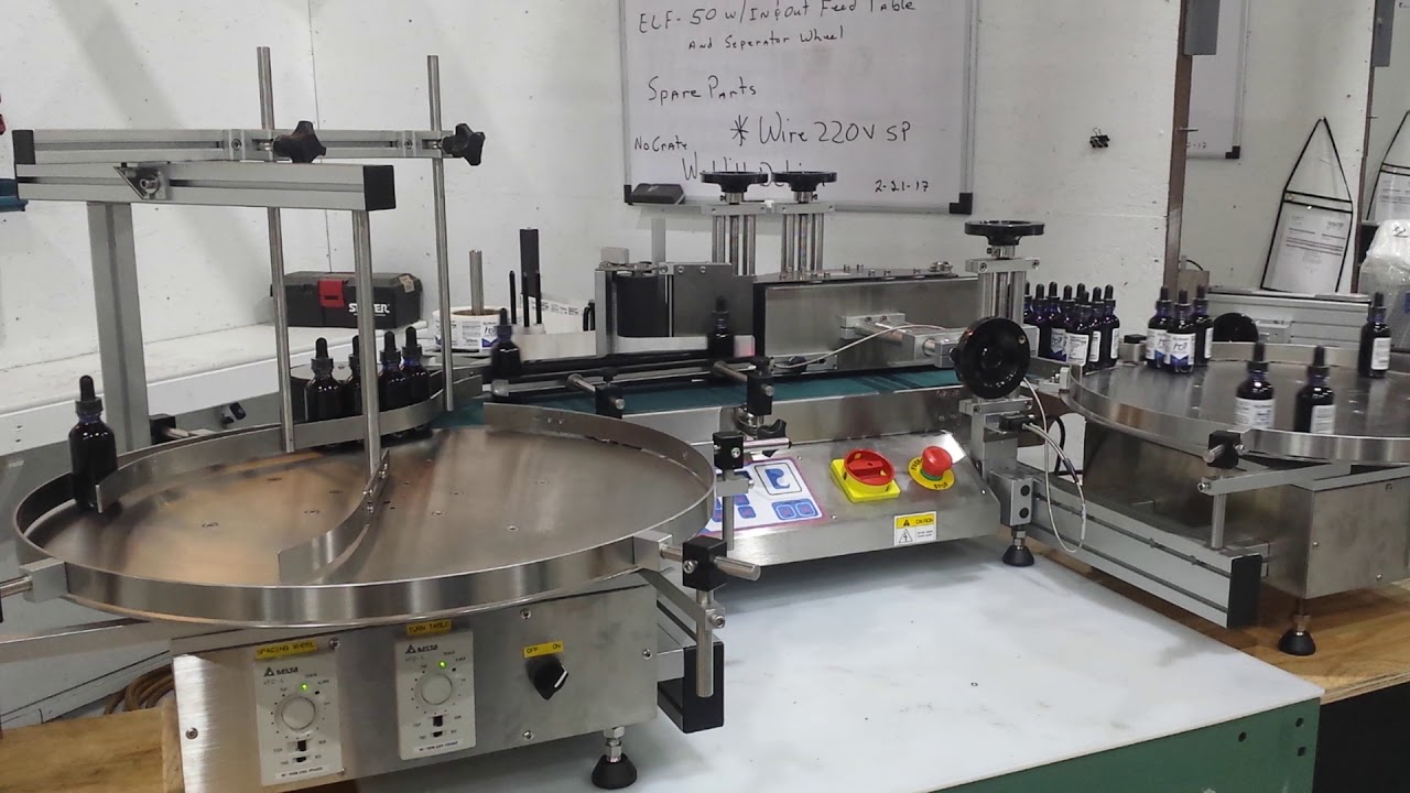 Pack Leader ELF50 With Rotary Infeed and Outfeed Table