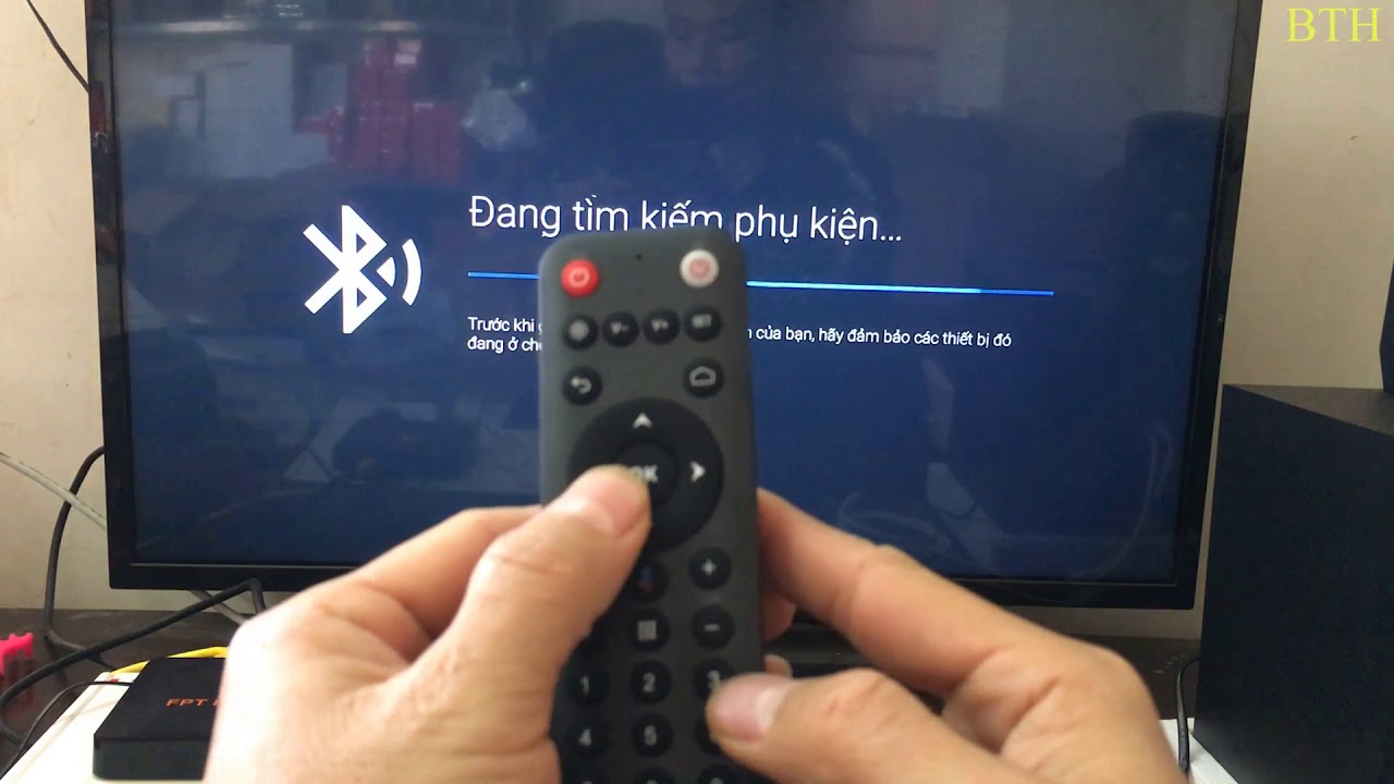 Ghép nối khiển Smartbox với đầu thu FPT  Plây box+ Tìm kiếm bằng giọng nói.