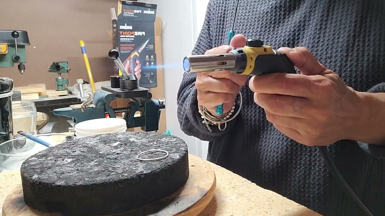 BERNZ0MATIC Firepoint Creater Tool Torch!