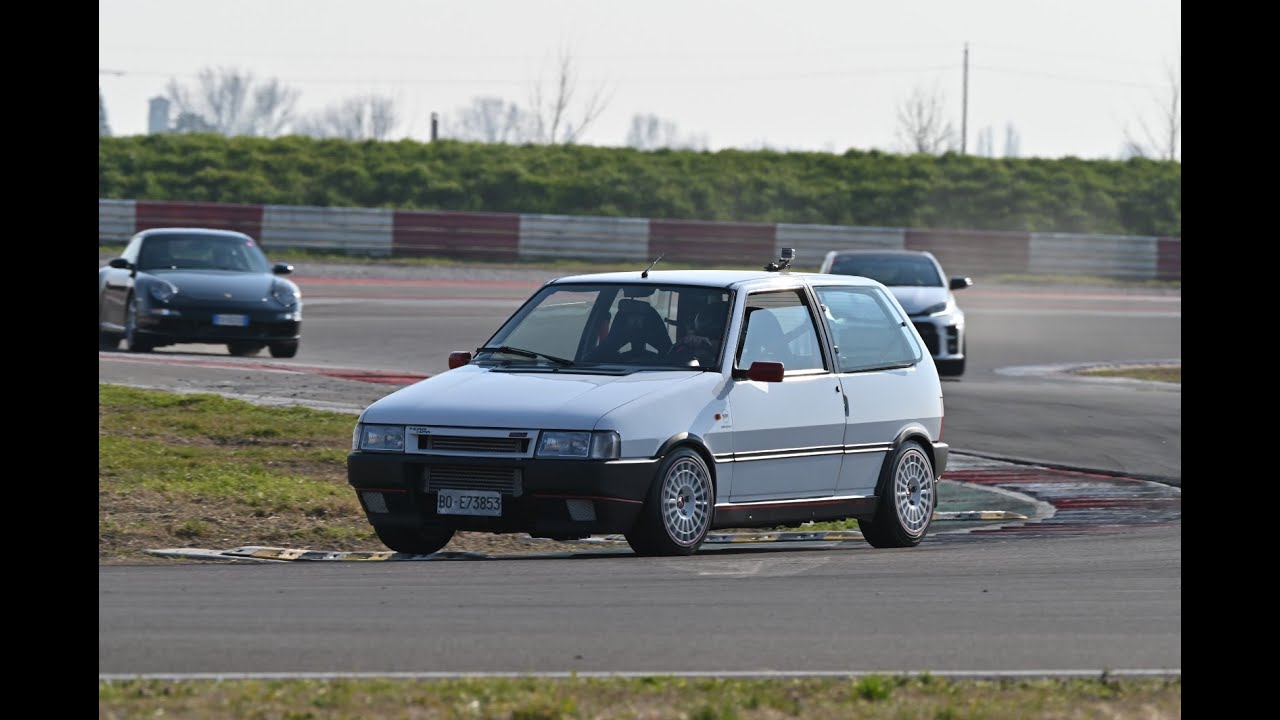 Fiat Uno Turbo vs Yaris GR vs Porsche 997 vs Mini Cooper S