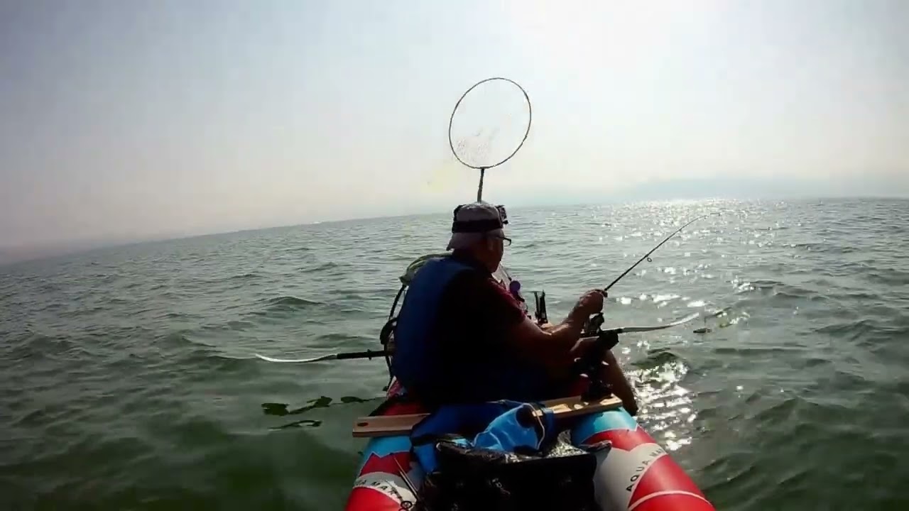 Рыбалка на каяке с электромотором — троллинг, расход и тест аккумуляторов ⚡🎣