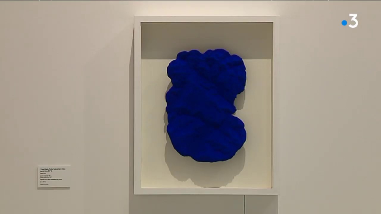 Du bleu Klein pour c&eacute;l&eacute;brer le si&egrave;cle Soulages, le ma&icirc;tre du noir