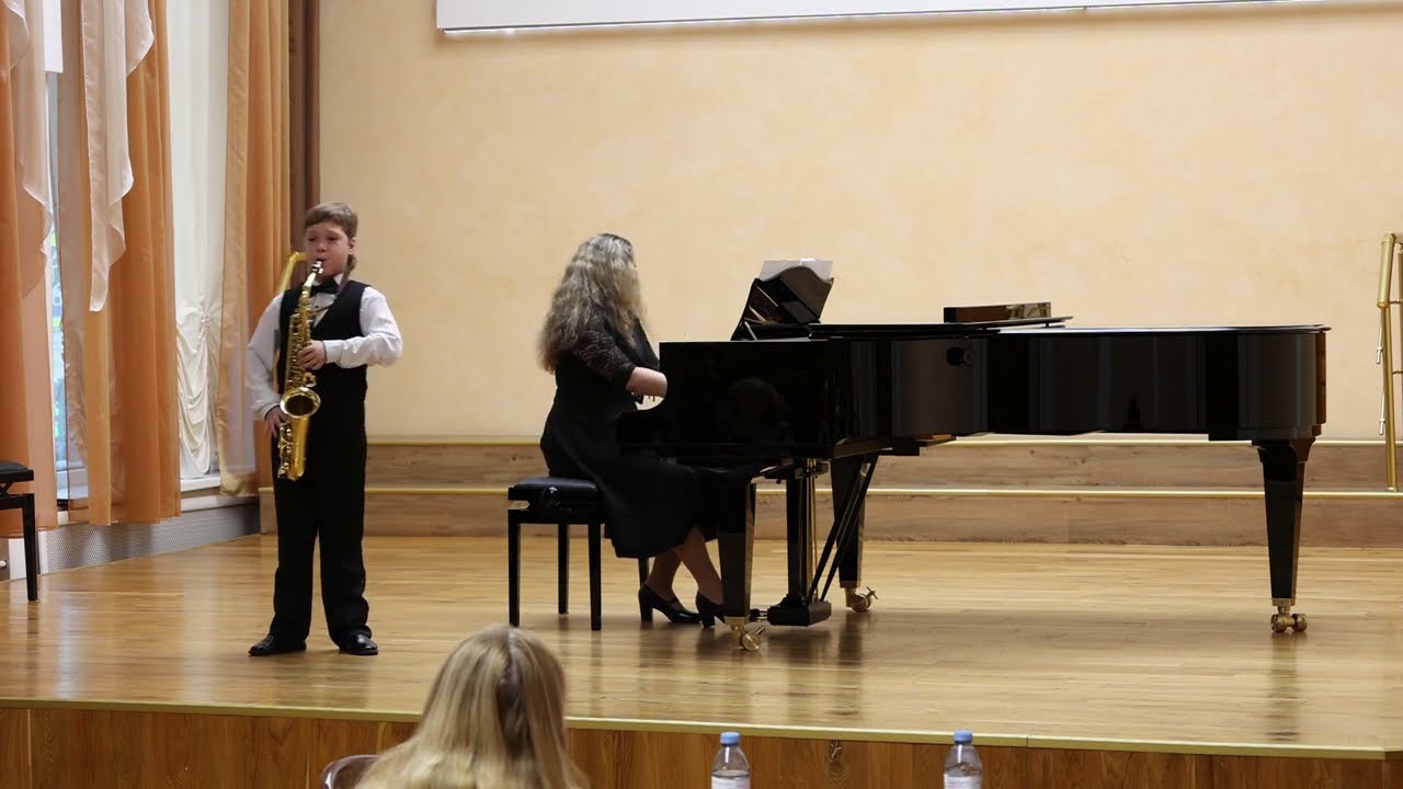 Христофориди Виталий, саксофон, 9 лет, соло. 