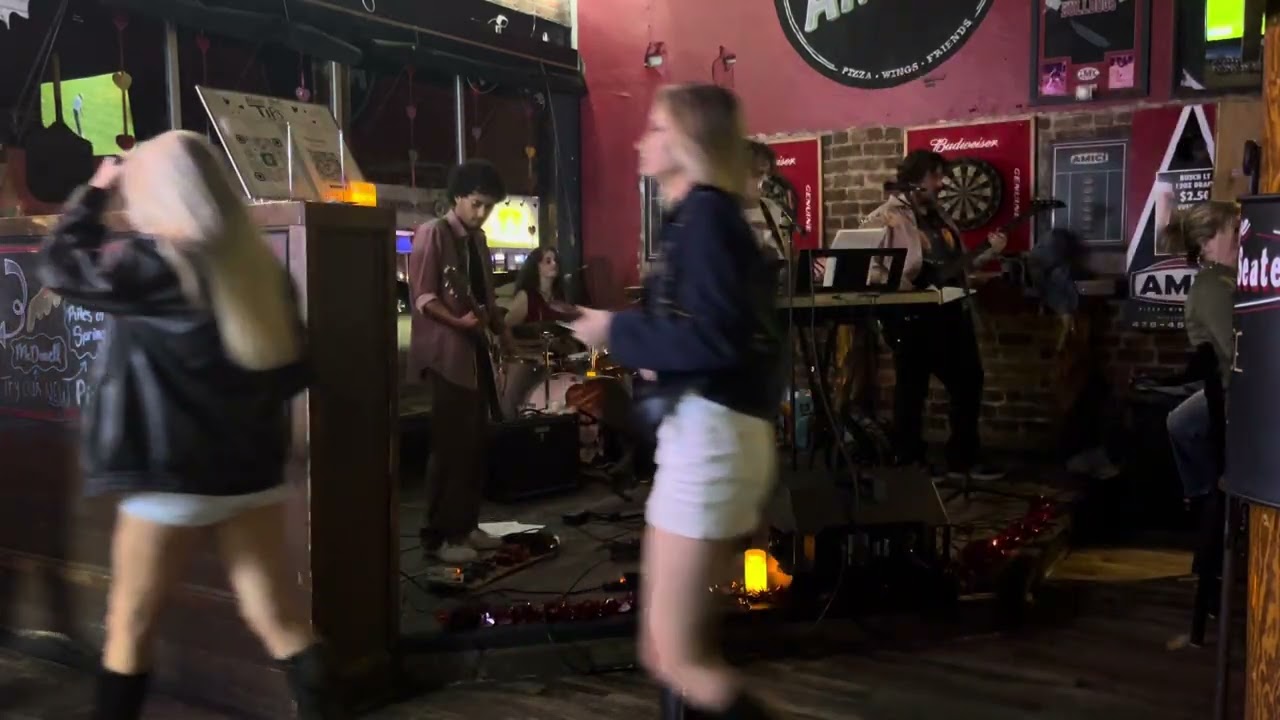 The Jimi Hendrix Experience-All Along the Watchtower-LIVE at Amici Milly