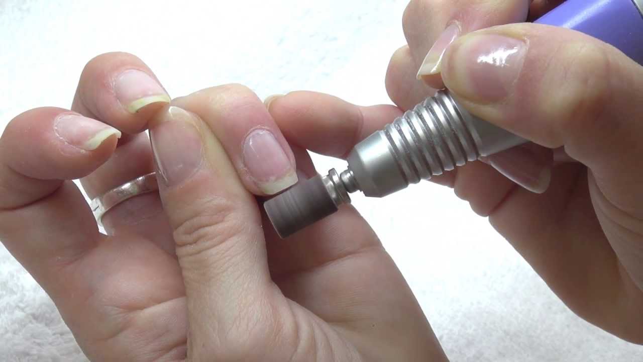 Cómo usar el torno en una manicura básica y de gel
