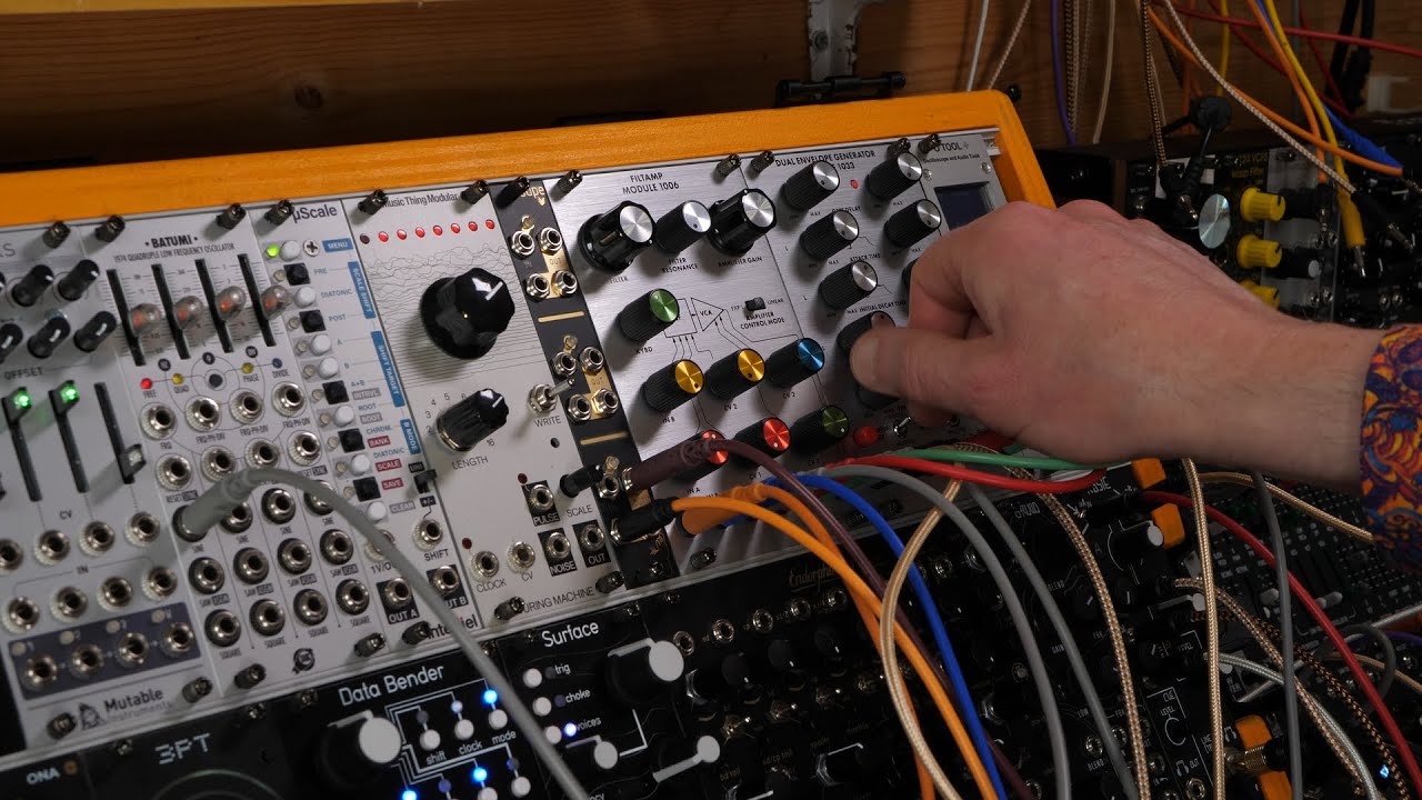Behringer 2500 Filtamp 1006 Module sound demo