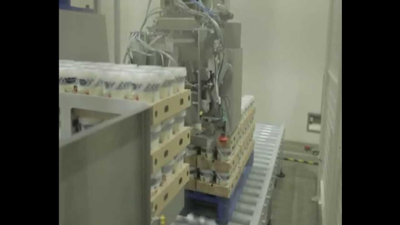 Robertpack robot palletiseercel Zuivelhoeve