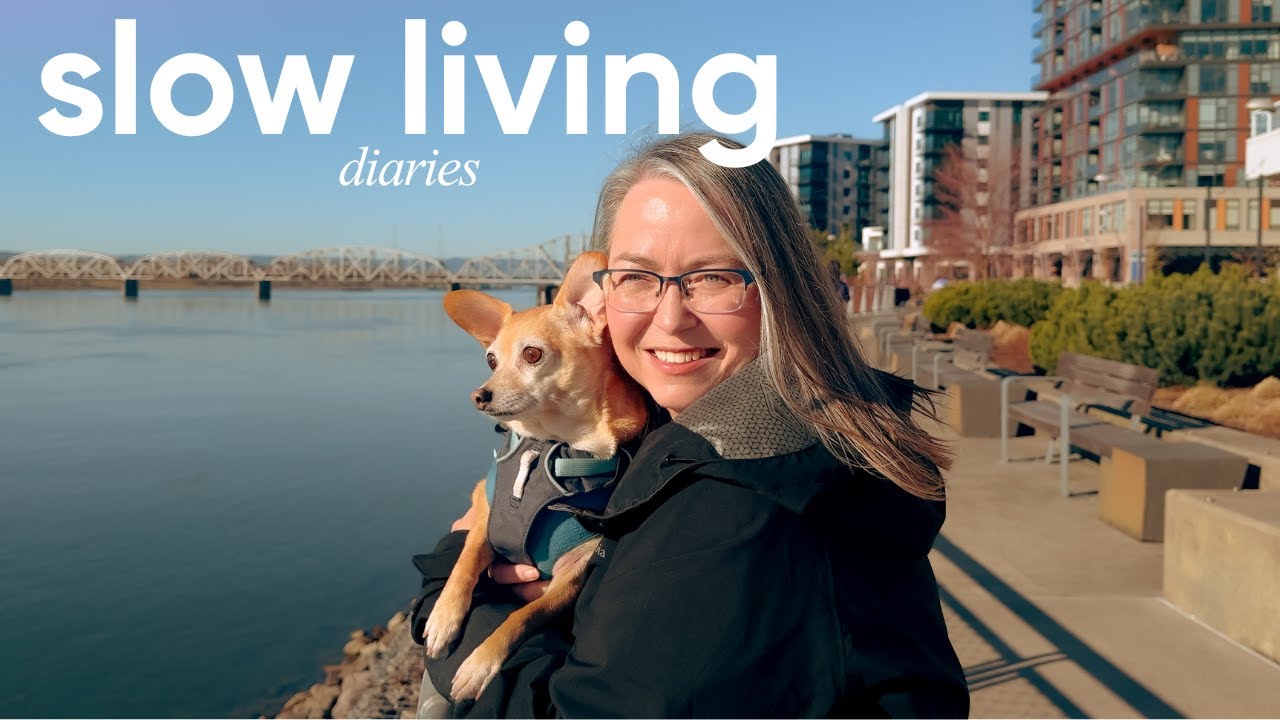 Life Lately ⎸ Simple Slow Days, Thrifting + Getting Out Again (PNW Vlog)