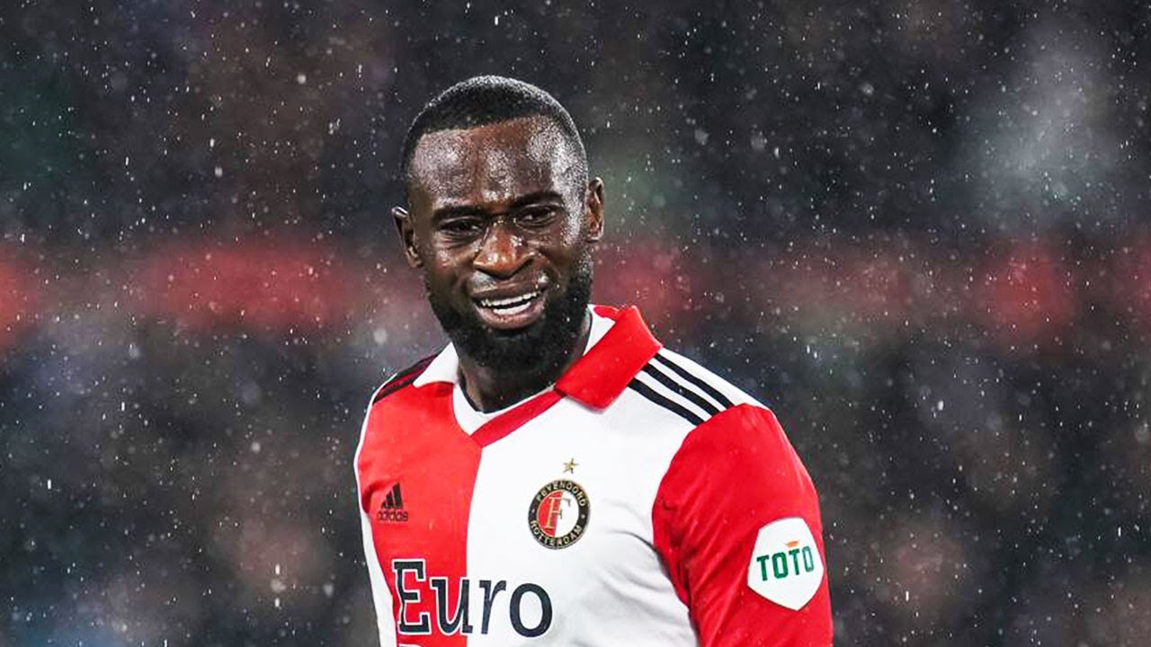 Lutsharel Geertruida • Unreal Tackles, Skills & Passes | Feyenoord