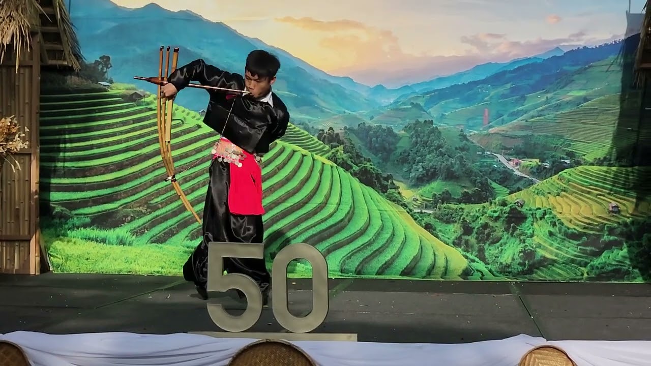 Ken Her - Tawg Qeej @ Hmong Association of Lonof Long Beach New Year Celebration of 2025-2026 