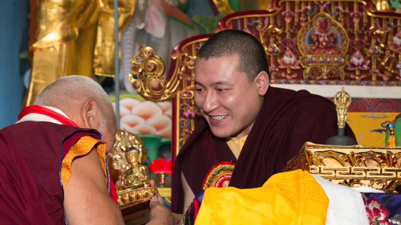 Jour 1 - Consécration du monastère de Sherab Gyaltsen Rinpoché novembre 2015 : Inauguration