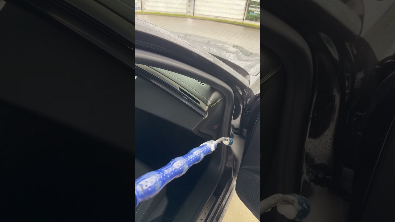 Warum du dein Auto bei Regen waschen solltest 🧼🌧️