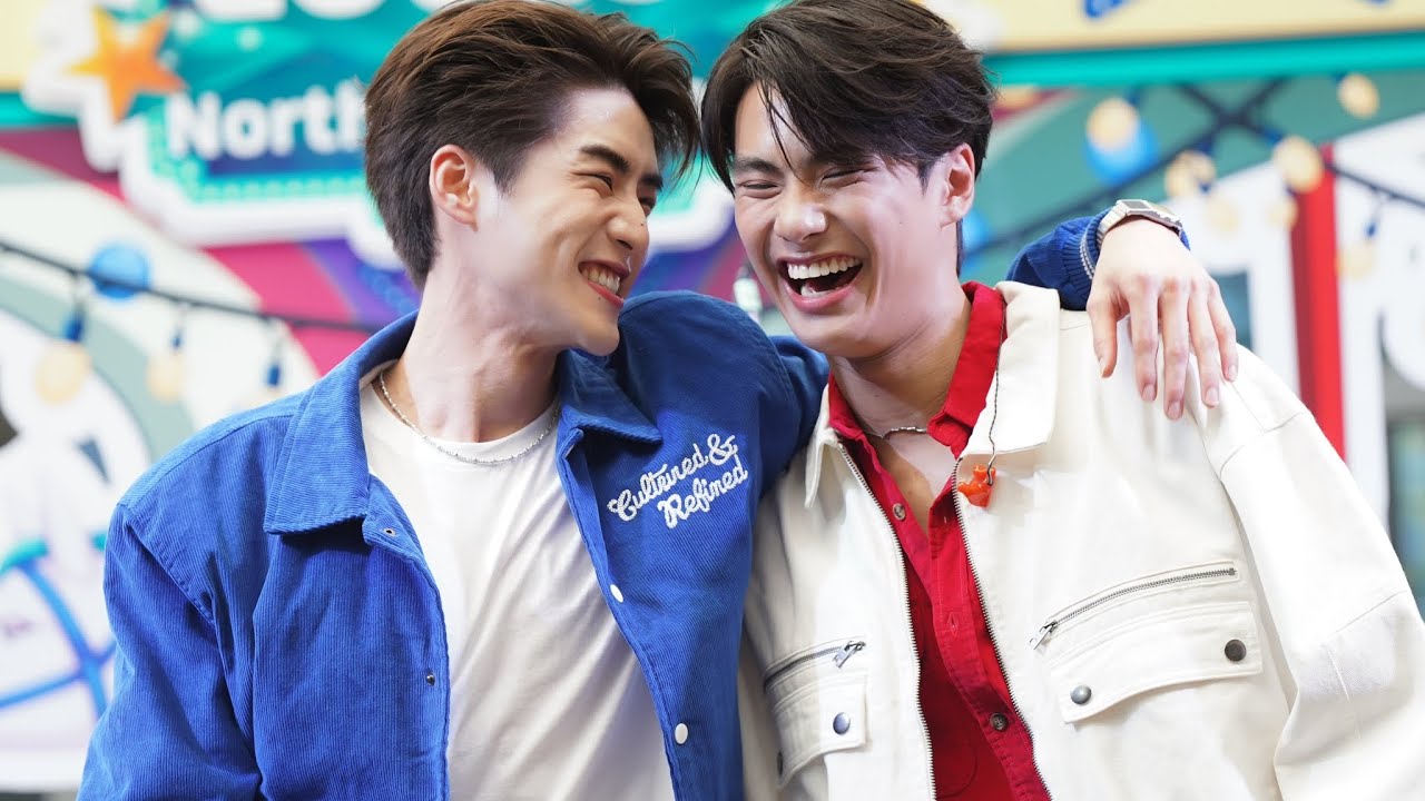Ohm Pawat dan Lengso pakai lipbalm yang sama (Namanya juga besfriend) #ohmpawatt #ohmleng