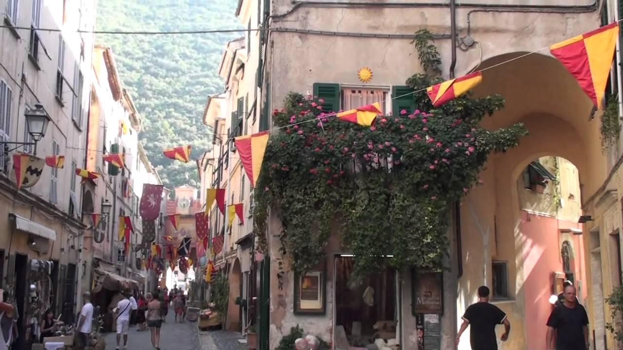 Finalborgo rievocazione storica città medioevale.