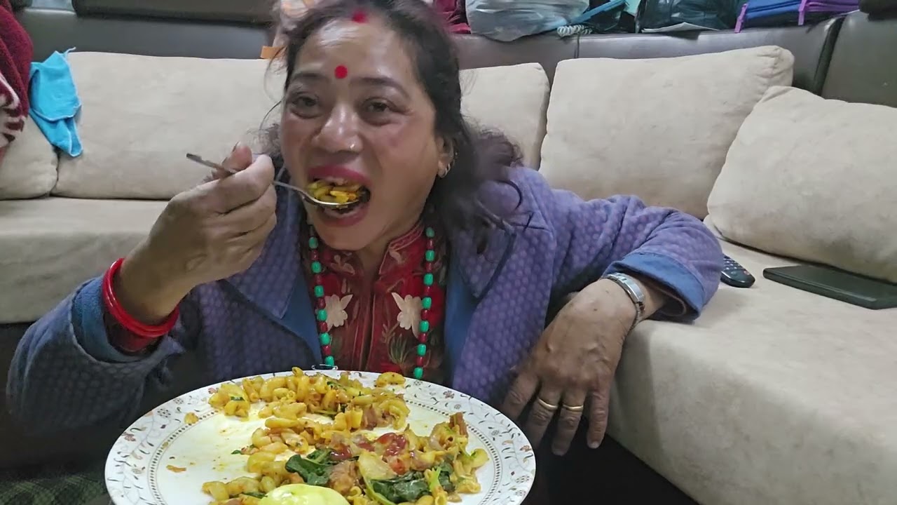Mitho mitho mitho pasta khaja hamro😘😘