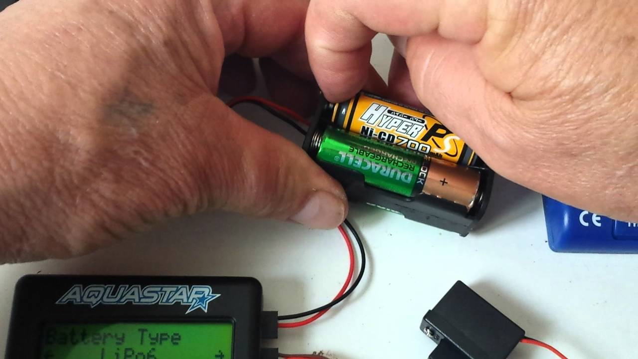 TURNIGY AQUASTAR 200A BOAT TEST VIDEO