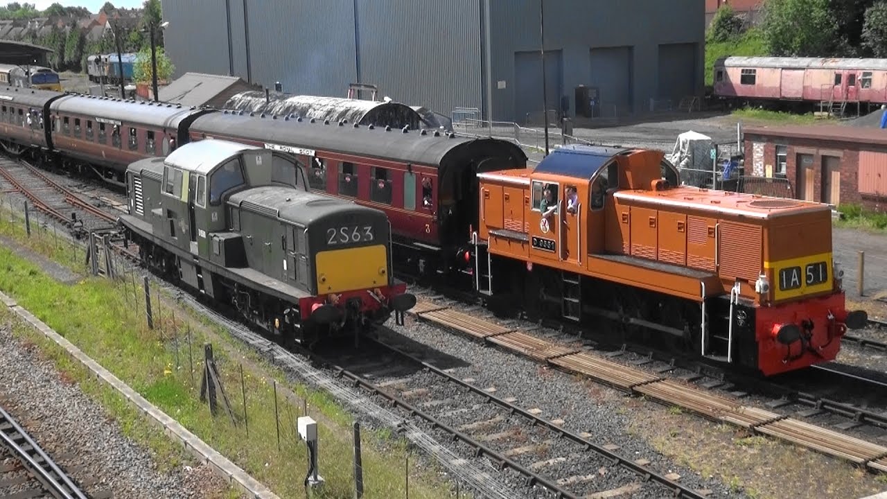D9551 33108 Kidderminster, 18/05/17. Day 1 of Gala