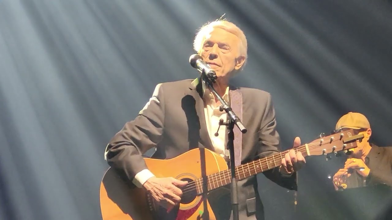 Salvatore Adamo La vielle, l'idôle et les oiseaux. Olympia 01/10/24