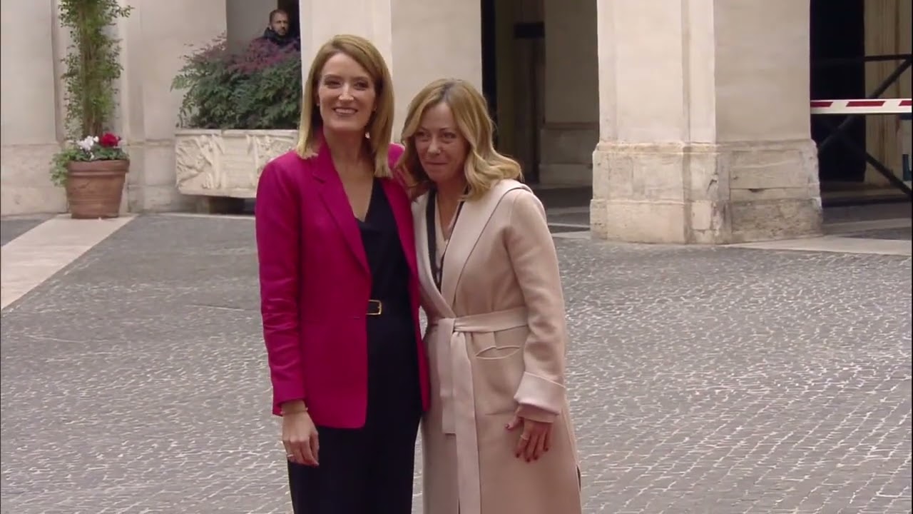 Incontro Meloni - Metsola, l'arrivo a Palazzo Chigi