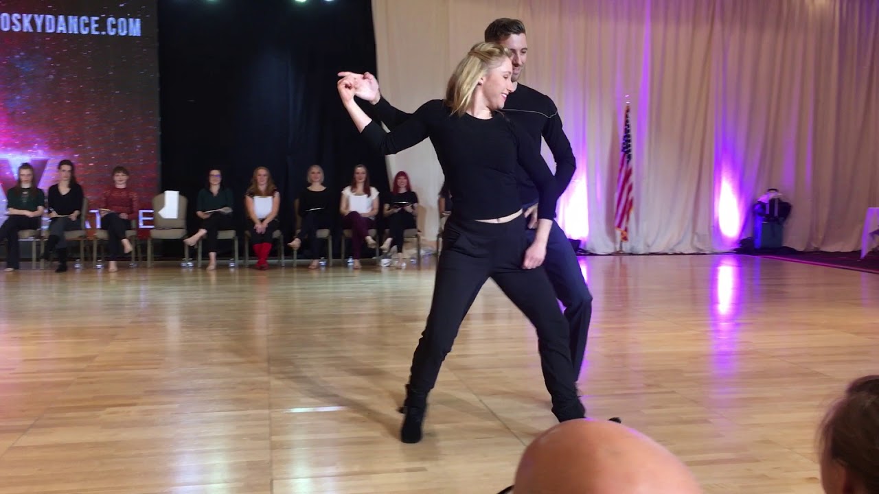 Forrest Hanson & Victoria Henk - West Coast Swing