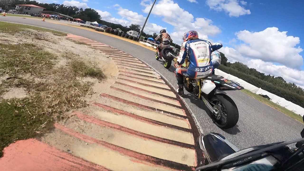 Supermoto Carnage! Heat Race 1  (Bushnell Motorsports Park)