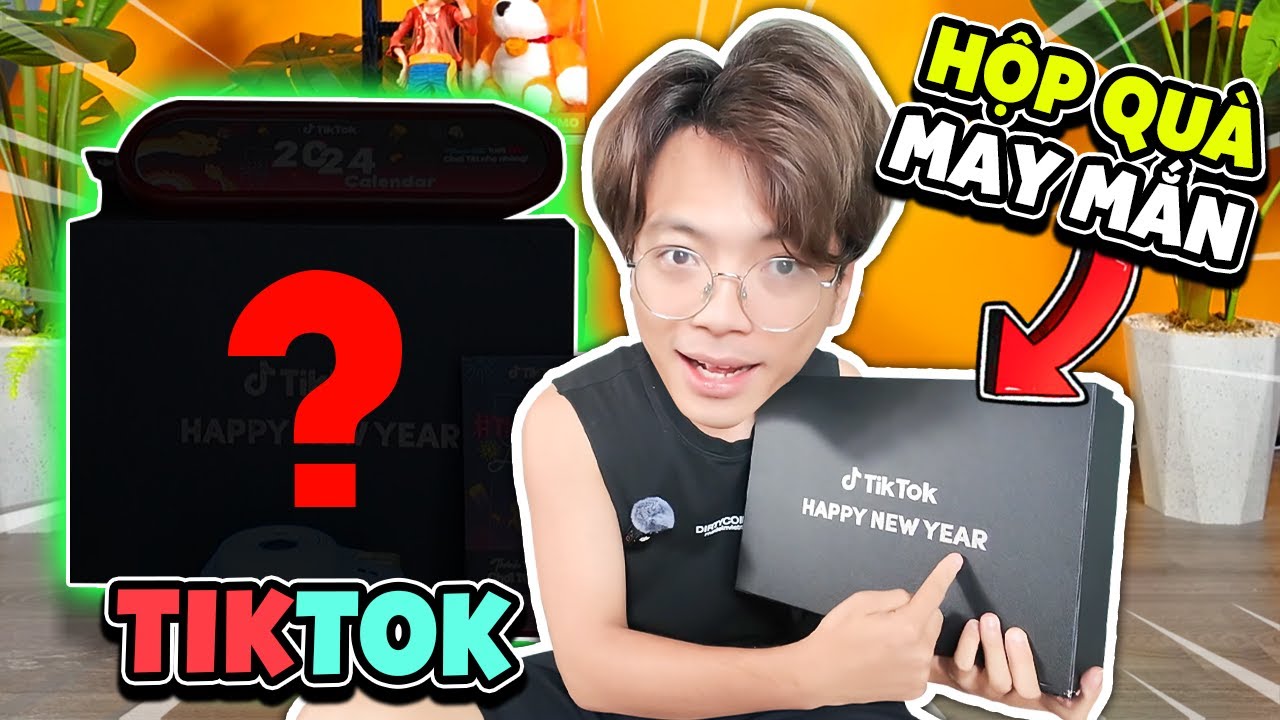Thử thách Đập Hộp May Mắn Từ Tiktok !!! | MrVit Vlog #14