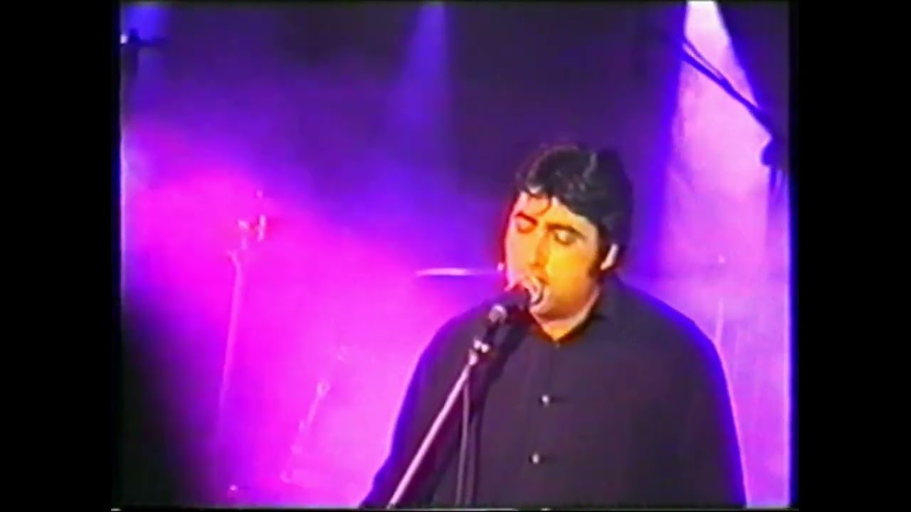 Διάφανα Κρίνα live στο 
