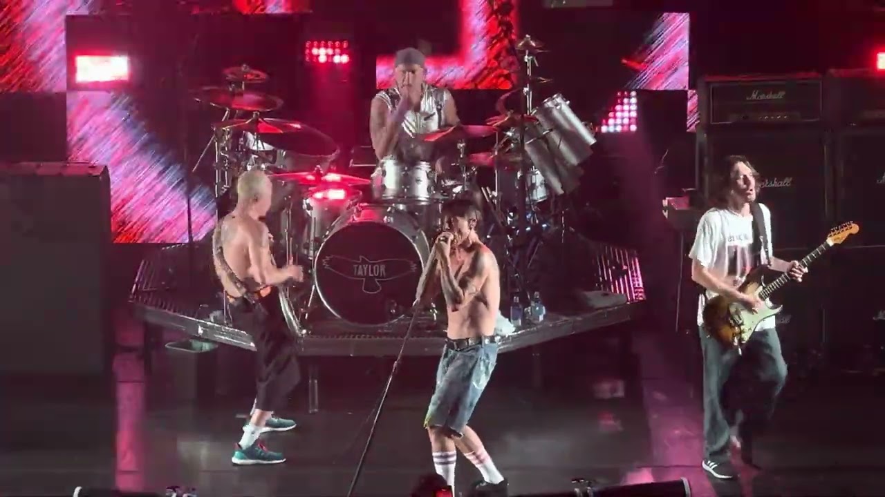 RHCP - Can't Stop live at Fonda Theater, LA (01/04/2022)