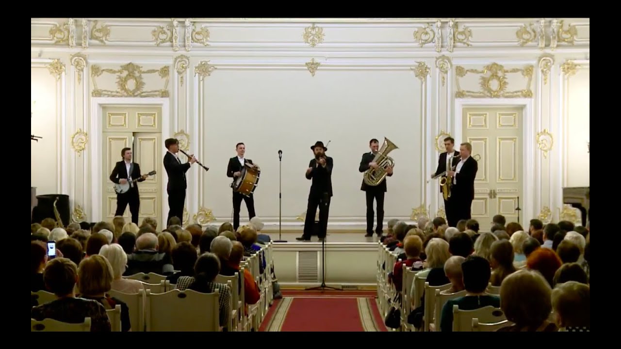 Live stream // concert in St. Petersburg Philharmonic