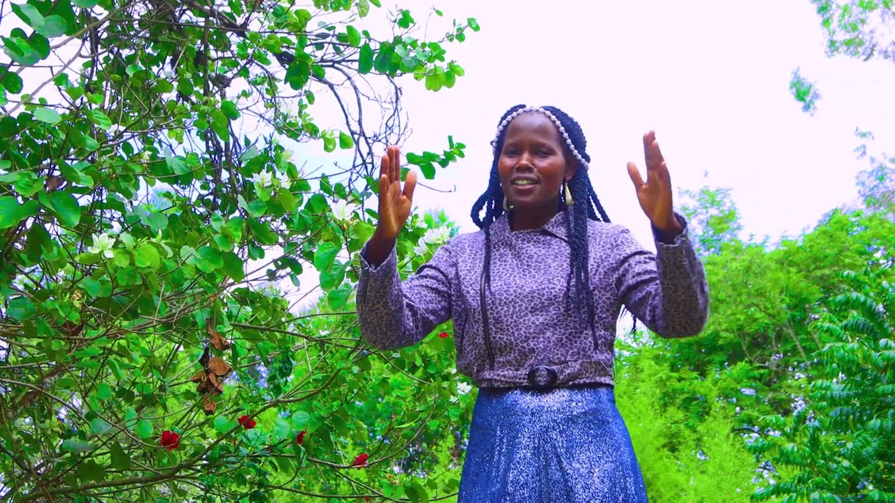Carolyne Rono - Hakuna (4K Video)