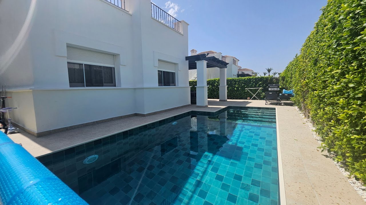 La Torre Golf Resort  STUNNING 3 Bed 2 Bath Villa with heated pool. Refurbished in total 325,000€ 4K