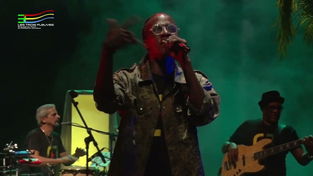 EXTRAIT du CONCERT Jerrold divini Lova Jah du 23 09 2022 à l'EnCRe
